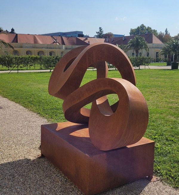 Andres Klimbacher Infinity Loop 2024 Cortenstahl